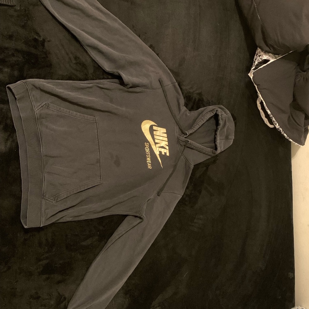 Nike sweater